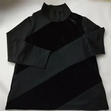 부티크 준코 하이넥 벨벳 티셔츠 3L 미사용 택 포함