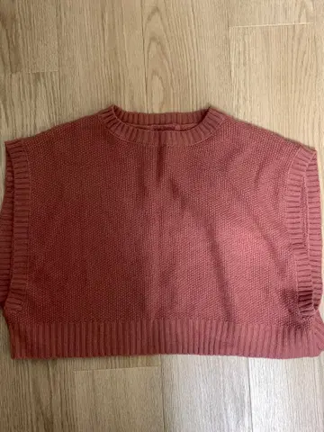 테라코타 리브 니트 베스트