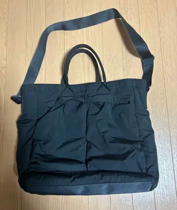 UNIQLO :C 2WAY 유틸리티 백 블랙