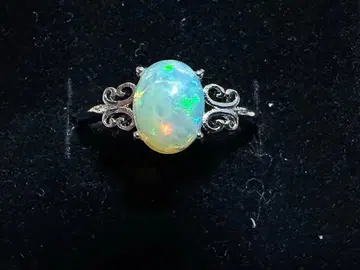 오팔 반지
