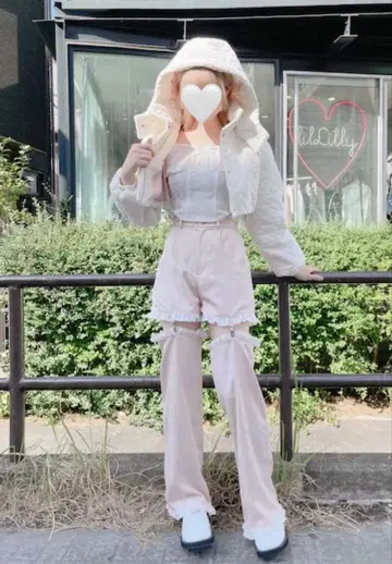 하트 퀼팅 다운 자켓 화이트