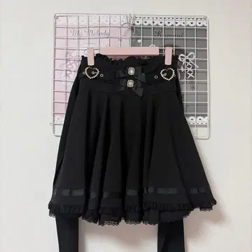 LIZLISA 볼륨 플레어 스커트 블랙