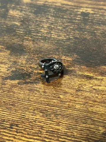 BIG BLACK MARIA 실버 반지 9호 열쇠 디자인