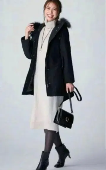 23구 다운 모즈 코트 38 블랙