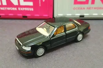 토미카 프리미엄 도요타 셀시오 10계