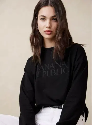 BANANA REPUBLIC 블랙 맨투맨 티셔츠