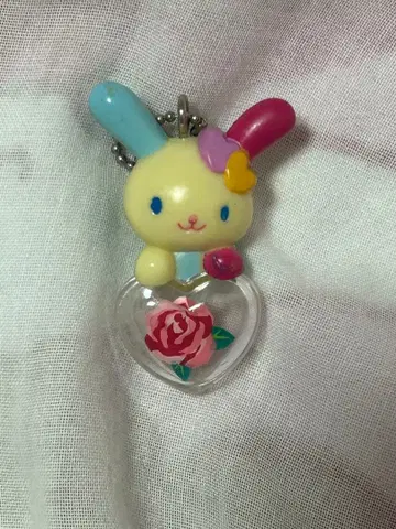 우나하나 레트로 키링의 장미