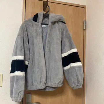 플리스 자켓 그레이 후드 부착