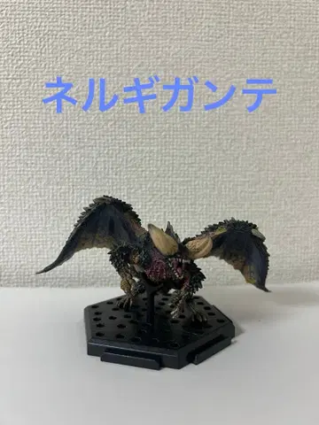 몬스터 헌터 [넬기간테] 피규어