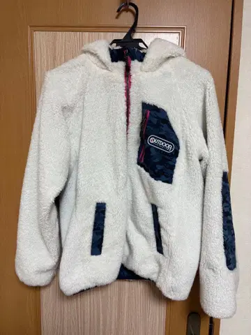 화이트 플리스 자켓 M 사이즈