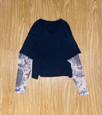 레이어드 세컨드 스킨 탑 vintage