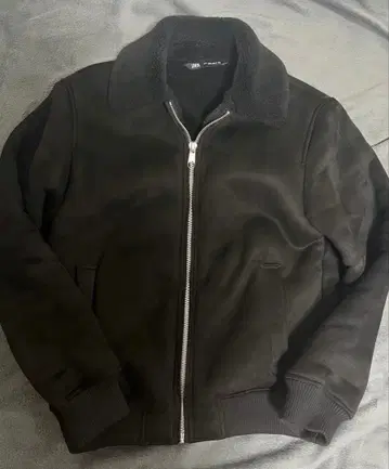 ZARA 보아 자켓 블랙