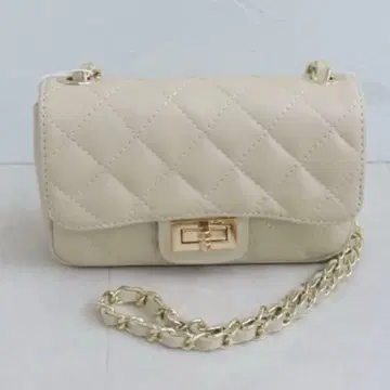 [ 새상품급 ] AULENTTI 체인 미니 숄더백 가죽 퀼팅