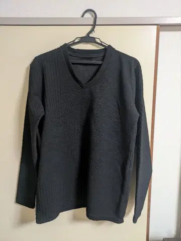 블랙 V넥 니트 M 사이즈