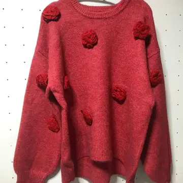 새상품 카르나 무르 빨간 꽃 모티브 긴팔 니트 스웨터