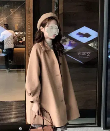 베이지 오버 사이즈 울 코트