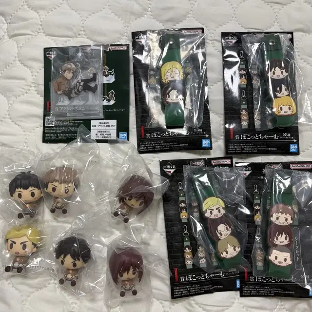 진격의 거인 제일복권 아크릴 스탠드/초코노코/키링 등 하위상 판매