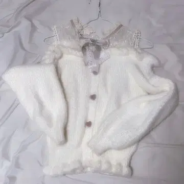 LIZLISA 어깨 트임 니트