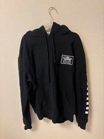 블랙 체크 무늬 소매 후드티