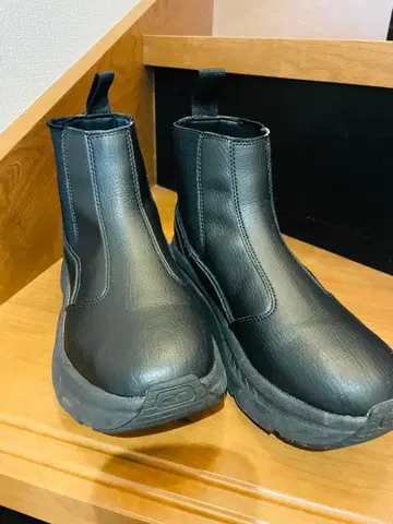 AKCL 블랙 통굽 첼시 부츠 23.5