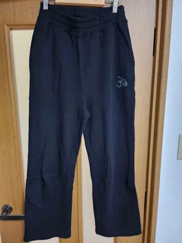 한국 KIRSH 맨투맨 팬츠