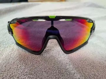 오클리 자브레이커 마크 카벤디시 모델