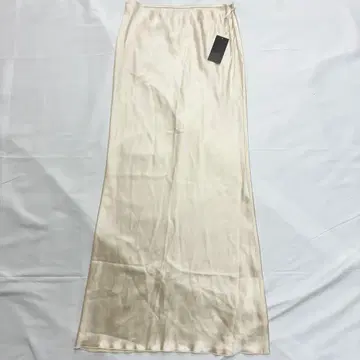 DKNY 다나카란뉴욕 스커트 실크 100% 스터드