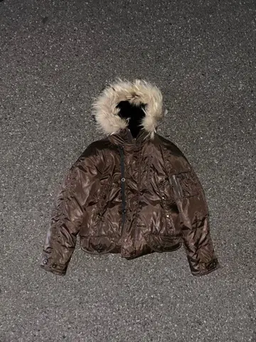 Y2K 퍼 달린 다운 자켓 헤이세이 갸루 남자 광택 짧은 기장 opium