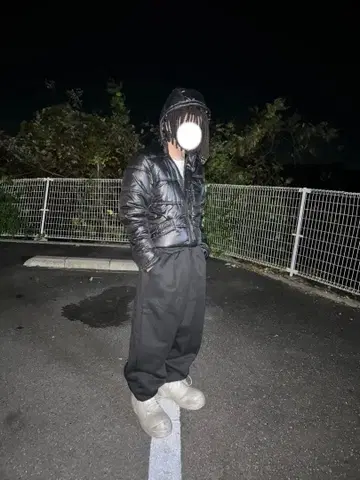 다운 자켓 광택 Y2K 시크 스타일 그런지 갸루 남자 헤이세이 블랙