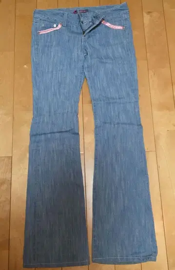 부츠컷 데님 플레어 데님 라이트 블루