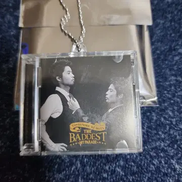 쿠보타 토시노부 THE BADDEST HIT PARADE CD형 키링