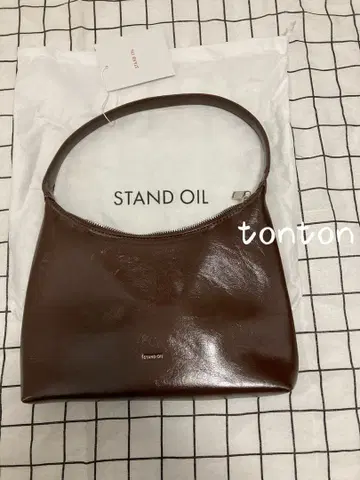STAND OIL 브라운 숄더백