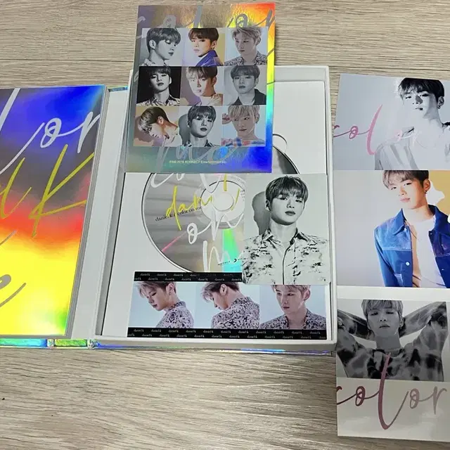 강다니엘 앨범 color on me