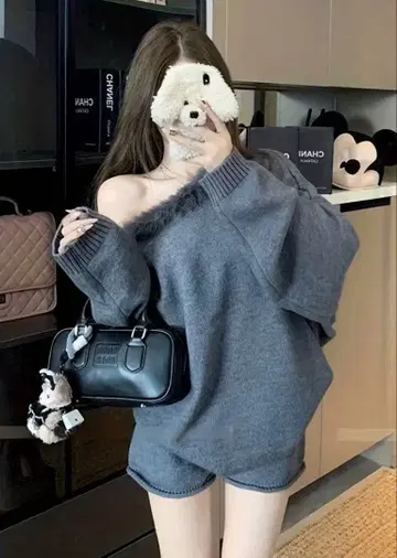 GYDA 갸루 오프숄더 퍼 셋업