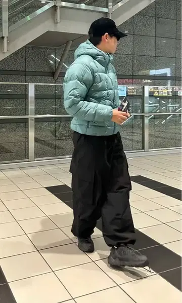 montbell 네쥬 다운 후드티