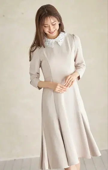 탈부착 가능한 레이스 카라 부착 머메이드 원피스 tocco closet