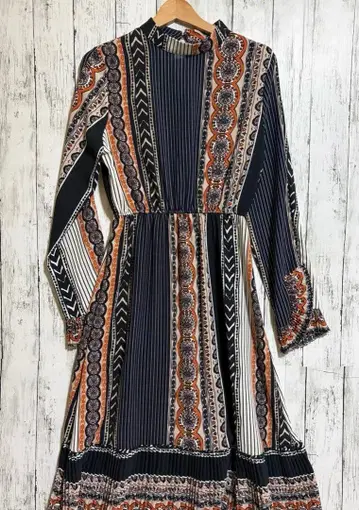 새상품급 에키조틱 롱 플리츠 드레스 올 패턴 티셔츠 원피스