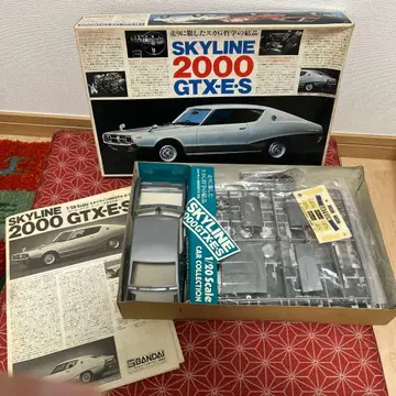SKYLINE 2000 GTX-E S 프라모델 1/20 BANDAI