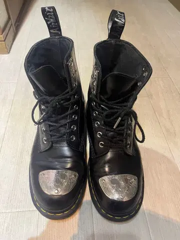 닥터마틴 킹 너드 킹 너드 UK7 8홀