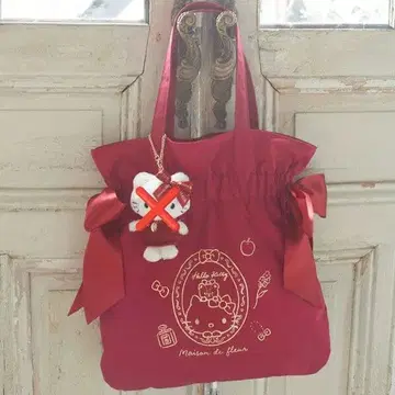 새상품 메종 드 플뢰르 헬로키티 더블 리본 토트백 산리오 A4