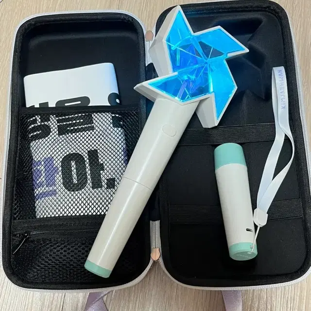 김재환 응원봉 윈드개비+파우치+충전식배터리여분 풀세트 일괄