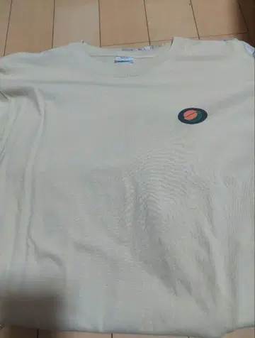 시이키 토모히토 3차원 셔츠