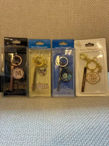 도쿄 디즈니 호텔 키체인 4개 세트