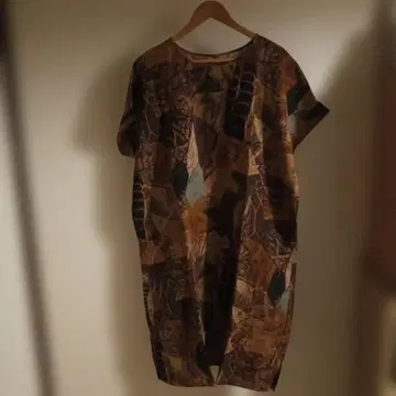 기하학 패턴 반팔 원피스 멀티 컬러