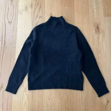 새상품 고급 브랜드 레 [라인즈] 실크 혼방 스웨터