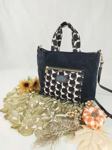 하운드투스 체크 코듀로이 스퀘어 토트 숄더백 핸드메이드 토트백