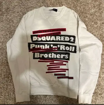 DSQUARED2 화이트 맨투맨