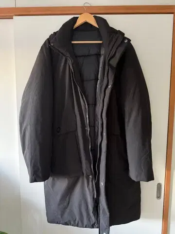 후드 부착 블랙 롱 자켓