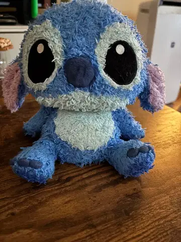 스티치 봉제 인형