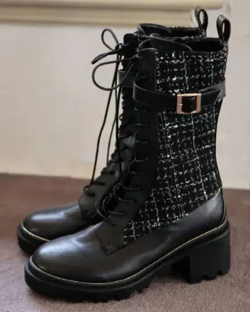 골드 버클 레이스업 부츠 herlipto 36